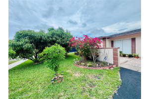 8140 SW 4th St, North Lauderdale, FL 33068 Sold 07/28/25