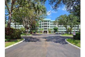802 Cypress Grove Ln 205, Pompano Beach, FL 33069 Sold 09/05/25
