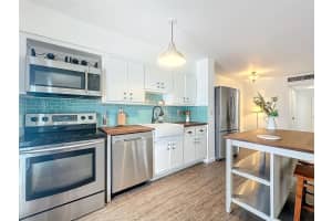 7133 Bay Dr 705 Miami Beach, FL 33141 - Off Market