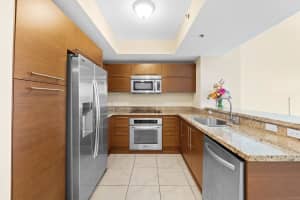 2641 N Flamingo Rd TH7, Fort Lauderdale, FL 33323 Sold 11/12/25