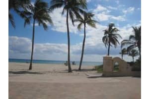 301 Van Buren St 101D, Hollywood, FL 33019 - MLS#F10503852