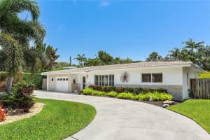 2642 Ne 26th Ter, Lighthouse Point