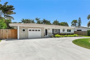 2642 NE 26th Ter, Lighthouse Point, FL 33064 - MLS#F10503862