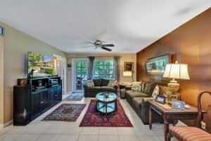 300 NE 19th Ct 203N, Wilton Manors, FL 33305 Sold 10/17/25