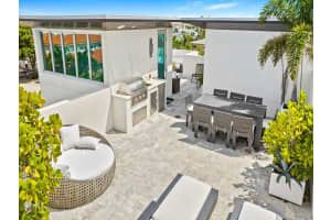 234 Garden Court, Lauderdale By The Sea, FL 33308 - MLS#F10503886