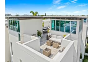 234 Garden Court, Lauderdale By The Sea, FL 33308 - MLS#F10503886