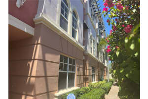 1033 NE 17th Way 902, Fort Lauderdale, FL 33304 - MLS#F10503892