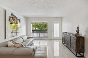 1125 NW 30th Ct 15, Wilton Manors, FL 33311 Sold 07/29/25