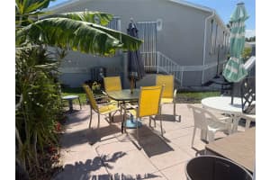 533 Nettles Blvd, Jensen Beach, FL 34957 Sold 08/29/25