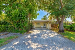 3801 NE 16th Ter, Oakland Park, FL 33334 Sold 06/09/25