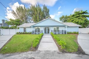 4400 SW 37th Ave, Dania Beach, FL 33312 - MLS#F10504017