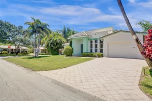 300 NW 21st Ct, Wilton Manors, FL 33311 Sold 12/30/25