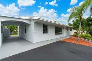 631 NW 38th Pl, Deerfield Beach, FL 33064 Sold 07/24/25