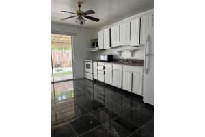 5627 Sheridan St, Hollywood, FL 33021 - MLS#F10504080
