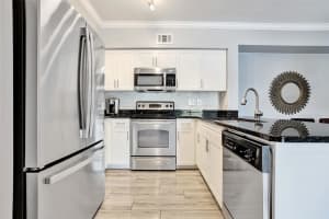 6492 Emerald Dunes Dr 204, West Palm Beach, FL 33411 Sold 09/02/25
