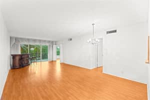 3200 N Palm Aire Dr 303, Pompano Beach, FL 33069 Sold 10/06/25