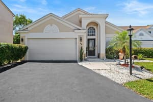 39 Teal Way, Boynton Beach, FL 33436 Sold 07/18/25