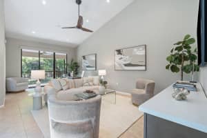9804 NW 1st Ct 9804, Plantation, FL 33324 - MLS#F10504152