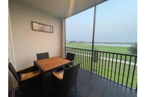 5651 Double Eagle Circle 4324, Ave Maria