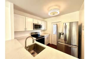 5001 Oakland Park Boulevard, Lauderdale Lakes, FL 33313 - MLS#F10504233