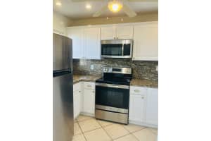 8305 Sunrise Lakes Blvd 310, Sunrise, FL 33322 Sold 07/16/25