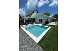 215 S Coconut Palm Blvd, Tavernier