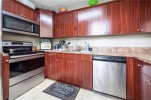 9461 Evergreen Pl 204, Davie