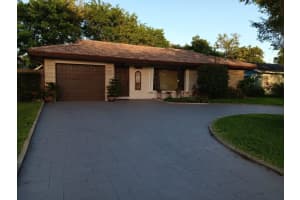 8204 Nw 100th Terrace, Tamarac, Fl 33321, Tamarac