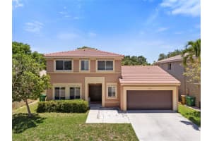 10772 Sw 14th Pl, Davie