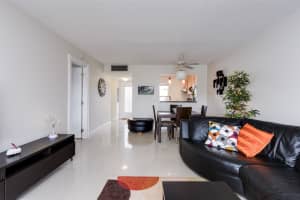 5901 NW 61st Ave 308, Tamarac, FL 33319 - MLS#F10504353
