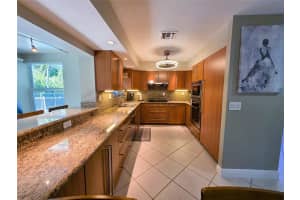 2551 NE 20th St, Pompano Beach, FL 33062 - MLS#F10504358