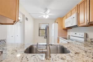 10101 Sunrise Lakes Blvd 410, Sunrise, FL 33322 - MLS#F10504374
