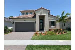2737 SE Ashfield Dr, Port Saint Lucie, FL 34984 - MLS#F10504408