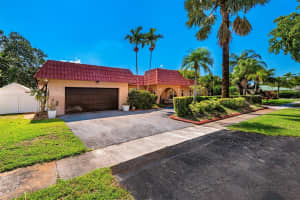 1420 SW 74th Ave, Plantation, FL 33317 Sold 06/24/25