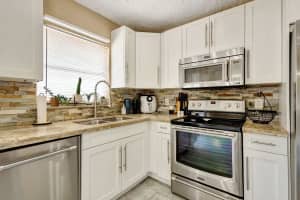 2543 Dolphin Dr, Delray Beach, FL 33445 Sold 06/27/25