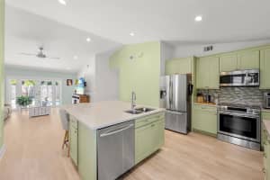 13961 Oaklawn Pl, Davie, FL 33325 Sold 07/10/25