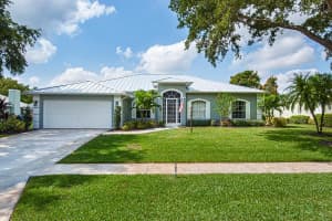514 53rd Sq, Vero Beach, FL 32968 Sold 08/01/25