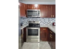 800 SW 11th Ave 17, Hallandale Beach, FL 33009 - MLS#F10504547