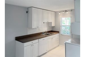 900 NE 26th St 6, Wilton Manors, FL 33305 Sold 07/02/25