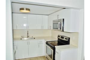 4770 NW 10th Ct 312, Plantation, FL 33313 - MLS#F10504603