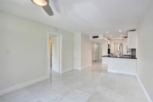 2920 NE 8th Ter 202, Oakland Park, FL 33334 - MLS#F10504624