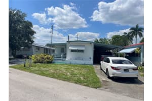 8581 Sw 20th Pl, Davie