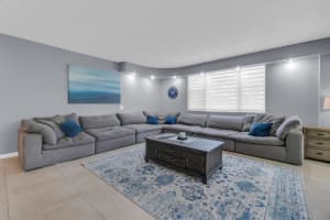3800 Hillcrest Dr 312, Hollywood, FL 33021 Sold 08/12/25