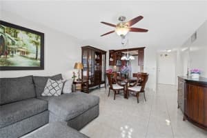 900 NE 18th Ave 907, Fort Lauderdale, FL 33304 - MLS#F10504835