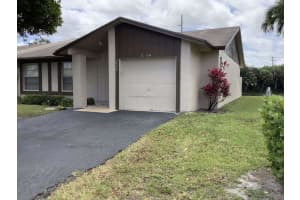 5404 Viburnum Cir, Delray Beach, FL 33484 - MLS#F10504863