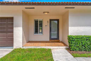 6911 SW 83rd Ct, Miami, FL 33143 Sold 09/19/25