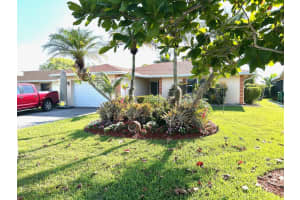 7024 NW 104 Ave, Tamarac, FL 33321 Sold 07/31/25