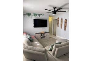 12053 Colony Ave, Palm Beach Gardens, FL 33410 - MLS#F10504921