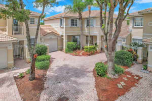 17036 Nw 22nd St 17036, Pembroke Pines