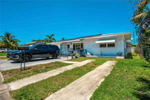 262 SW 8th St, Dania Beach, FL 33004 - MLS#F10504927